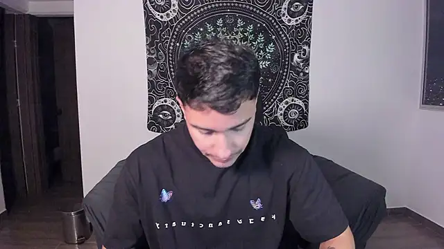 JayMarcos  online show from January 26, 12:48 am