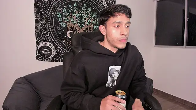 JayMarcos  online show from February 26, 2:15 am