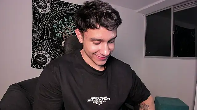 JayMarcos  online show from February 21, 5:56 am