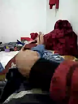 Snapshot of mehdi_haway chatting on December 11, 7:21 pm mehdi haway online show from December 11, 7:21 pm