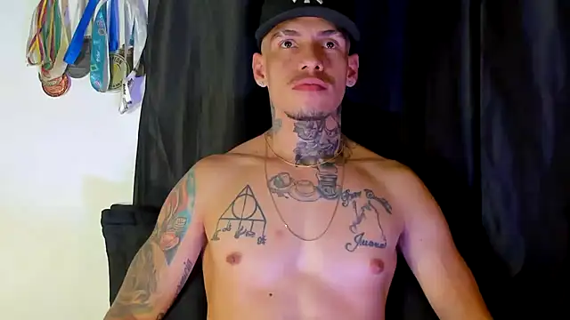 Snapshot of zyongracia chatting on January 31, 11:24 am zyongracia online show from January 31, 11:24 am