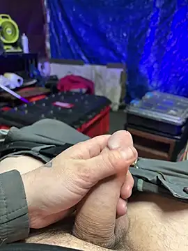 joeycbigcock online show from February 14, 12:27 am