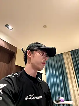 1a1a1alll online show from December 4, 3:30 pm