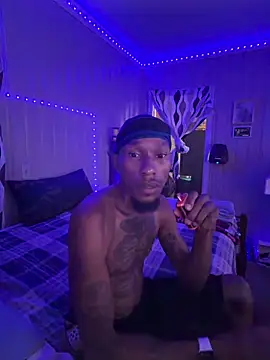 KingDerRico online show from June 17, 5:04 pm