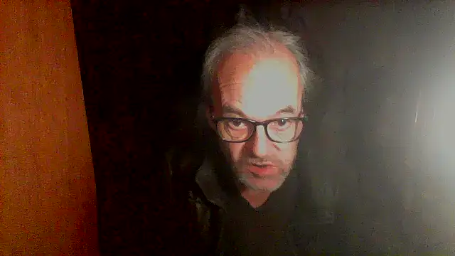 nice6incs online show from December 3, 2:06 am