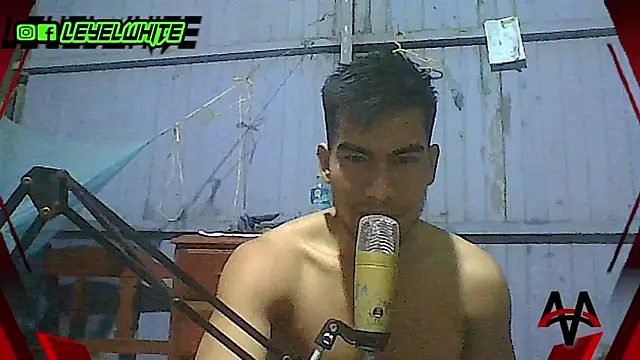 leyel00155 online show from October 10, 5:23 am