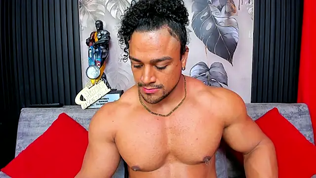 MikeEstevess online show from December 15, 5:26 am