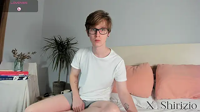 Shirizi online show from February 3, 9:07 pm