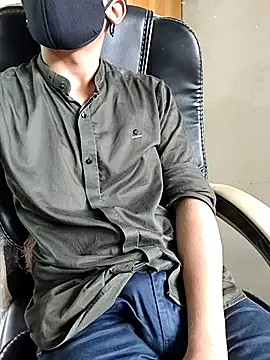 Snapshot of Lucifer_9 chatting on October 3, 7:24 am Lucifer 9 online show from October 3, 7:24 am