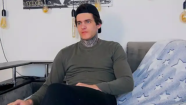 CarterCole online show from January 10, 9:46 am