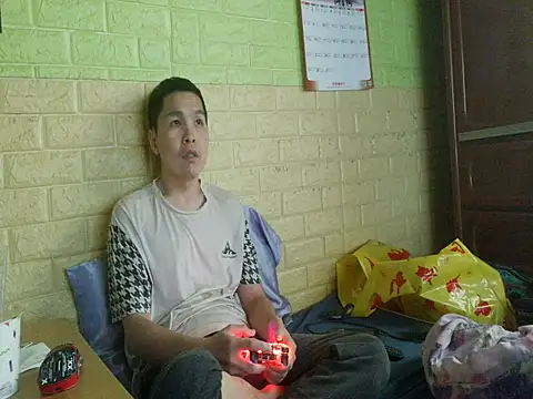 zhan7965 online show from June 4, 5:02 am