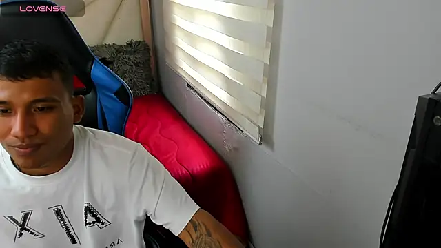 Backsex boy online show from October 31, 3:37 pm