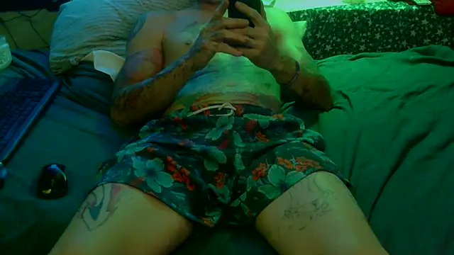 TheOneYouLove69 online show from October 4, 10:20 am