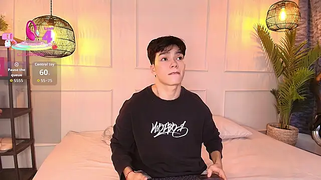 luandy online show from December 22, 9:01 pm