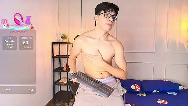 luandy online show from November 24, 7:48 pm