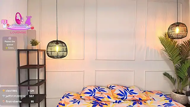 luandy online show from November 18, 7:50 pm