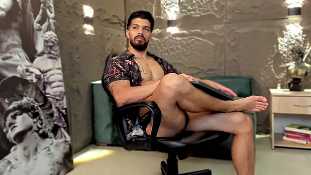 DannSaenz online show from February 27, 12:41 am