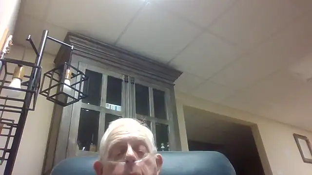 bootlegmanz online show from November 17, 2:42 pm