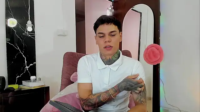 Jordyrodriiguez online show from November 4, 12:01 am