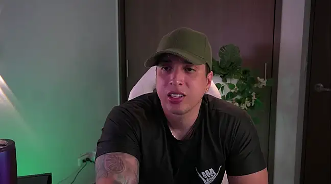 appolo allen online show from December 8, 4:35 am