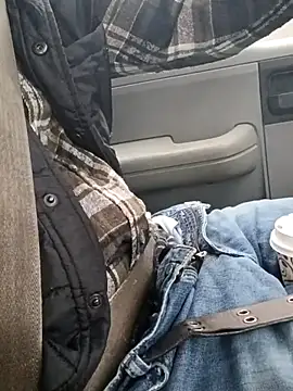 otterlover123 online show from March 21, 12:53 pm