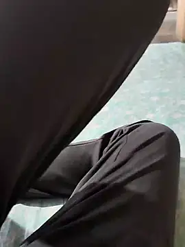 PRIYANHUxh online show from April 9, 6:41 am