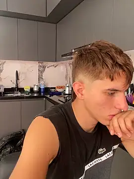 oliver Lz online show from October 19, 8:12 pm