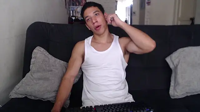 ethan noir online show from December 22, 4:04 pm