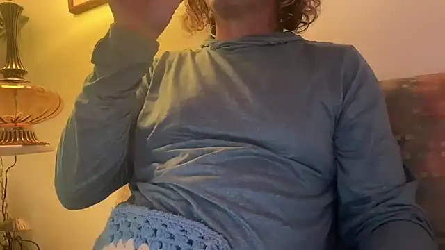 costanza7070 online show from November 19, 6:57 am