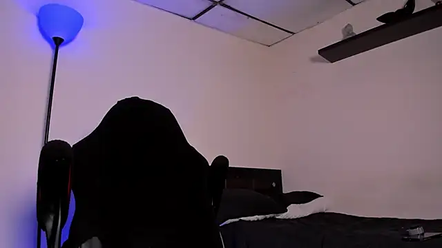 james connor2 online show from March 28, 7:03 pm