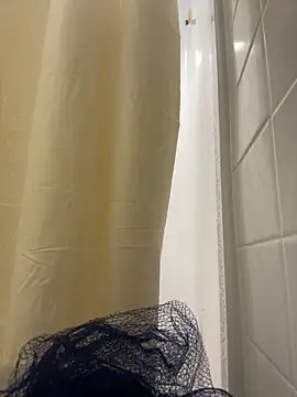 Wildherb244 online show from January 2, 6:07 am