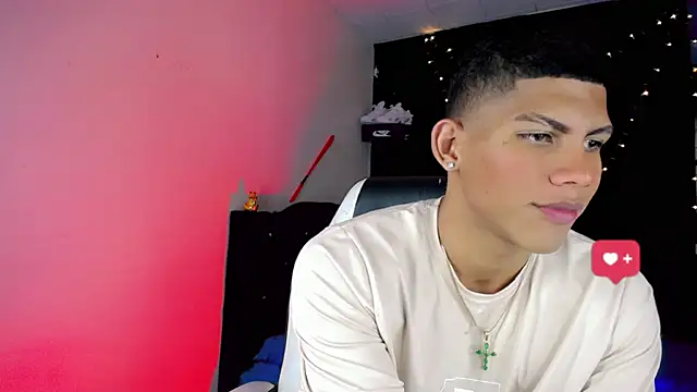 Damian latinxxx online show from December 14, 3:29 am