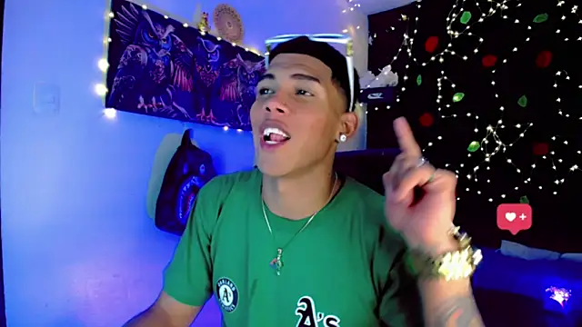 Damian latinxxx online show from December 31, 2:40 am