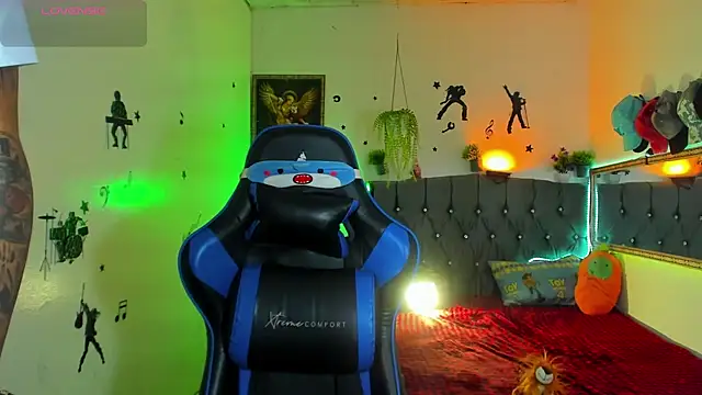 Damian latinxxx online show from September 22, 3:39 am