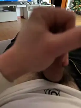 flagintheairin online show from December 4, 12:58 pm