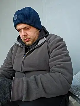 PupW0lfy online show from January 14, 11:31 am