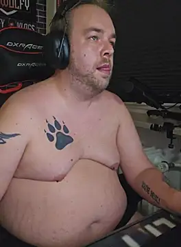 PupW0lfy online show from October 11, 7:07 pm