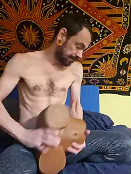 Spacecase2021 online show from December 3, 12:16 pm