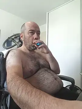 veryverybigdick45 online show from June 5, 9:26 am