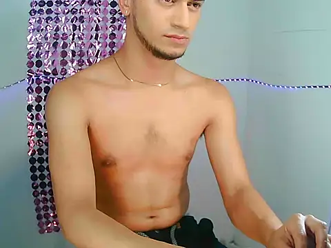 Kevin Torres online show from December 3, 2:23 am