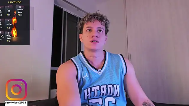 DerekOlsen online show from September 23, 4:01 am