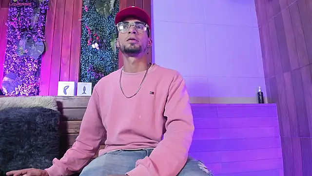 DrakeNeumann online show from March 1, 4:01 am