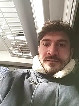 Analcholic online show from December 9, 5:07 am