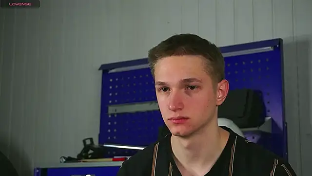 dustyn fox online show from February 9, 4:44 pm