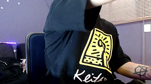 Snapshot of Andy_bapho chatting on October 7, 2:21 pm Andy bapho online show from October 7, 2:21 pm