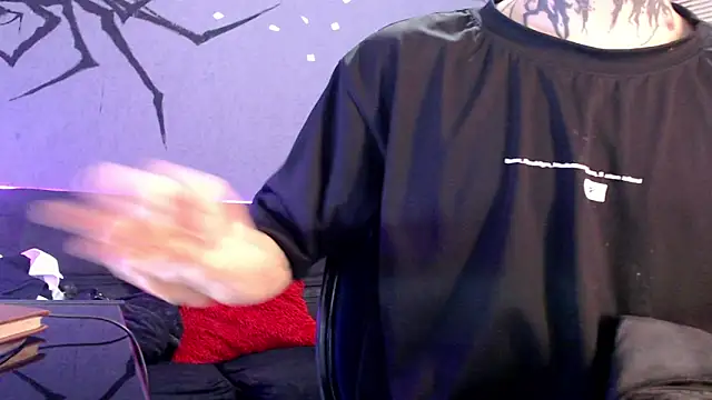 Snapshot of Andy_bapho chatting on September 27, 2:26 pm Andy bapho online show from September 27, 2:26 pm