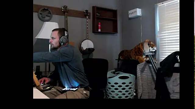 itsjameswebbscope online show from March 30, 7:37 pm