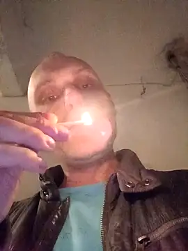 Pineapple04 online show from September 18, 6:43 pm