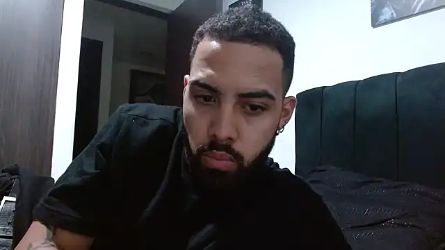 Hendry  online show from December 4, 3:37 am