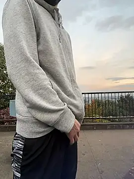 takuyapp online show from November 16, 7:32 am